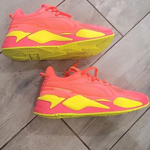 Puma Neon Pink and Yellow Sneakers Size 8.5 In Amazing Conition - Picture 4 of 6